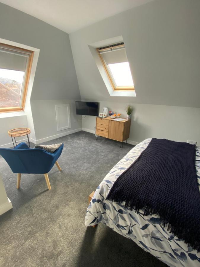 Attic Views Apartment Caol Bagian luar foto